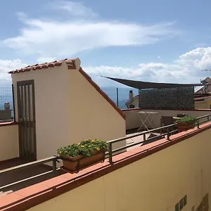 Casa Indipendente Nel Centro Storico,cod Iun P2680 Baunei